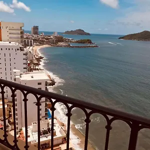 Apartamento De Lujo A Pie De Playa
